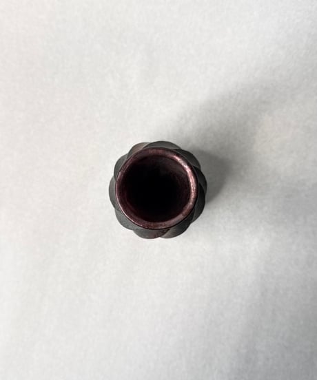 Spiral 紫色ラスター彩流し掛け 花器(一輪挿し)