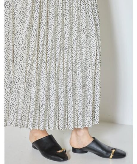 chignon　シニヨン　2265-381NH　 ﾚｵﾊﾟﾄﾞｯﾄﾘｽﾞﾑﾌﾟﾘｰﾂSK