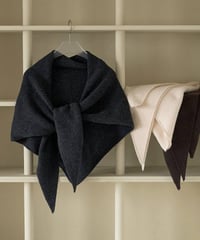 anuke アンヌーク　Knit Triangle Scarf　62621013