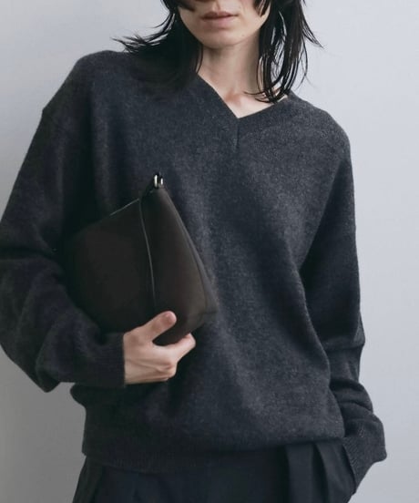anuke アンヌーク　Wool Vneck Knit　62620530