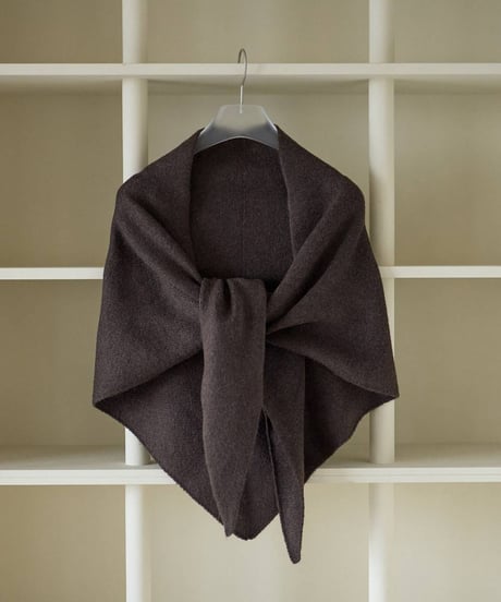 anuke アンヌーク　Knit Triangle Scarf　62621013