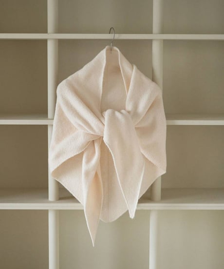 anuke アンヌーク　Knit Triangle Scarf　62621013