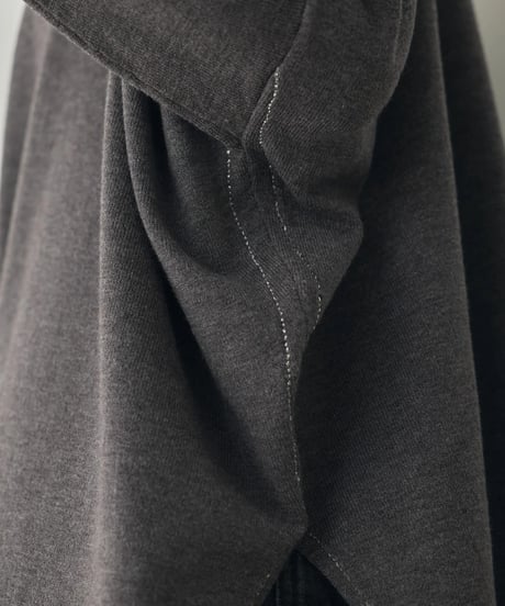 hunch ハンチ　[ANTI-STATIC] SOFT AND PUFFY YARN OVER-THE-SHOULDER DOLMAN KNIT　WVQ7176