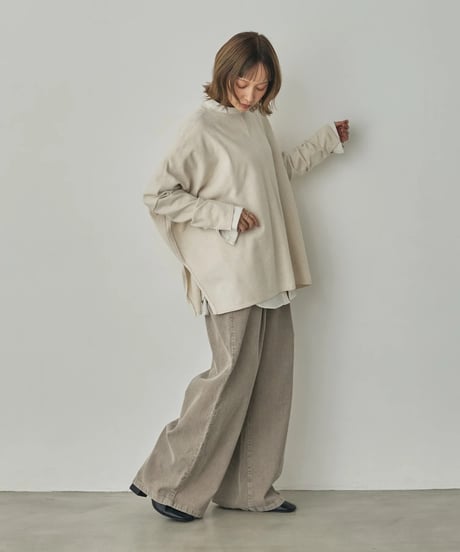 hunch ハンチ　[ANTI-STATIC] SOFT AND PUFFY YARN OVER-THE-SHOULDER DOLMAN KNIT　WVQ7176