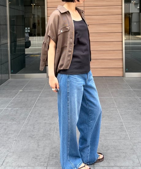 Anna Kerry　アンナケリー　バックフリルシャツブルゾン　85262728