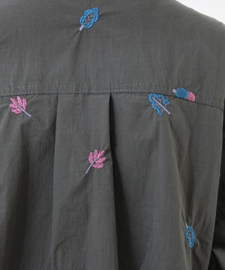 SEVEN SENSE SEVENDAYS カラーリーフ刺繍シャツ 1560431