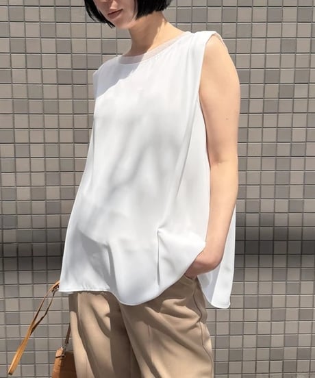 Anna Kerry　アンナケリー　デシンショルダータックブラウス　85252701