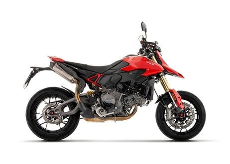 ARROW RACING チタン製デュアルサイレンサー  HYPERMOTARD V2 / SP 2026