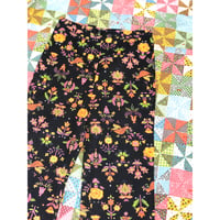 Vintage black floral flare pants【01403】
