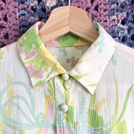 Vintage floral & butterfly blouse【01480】