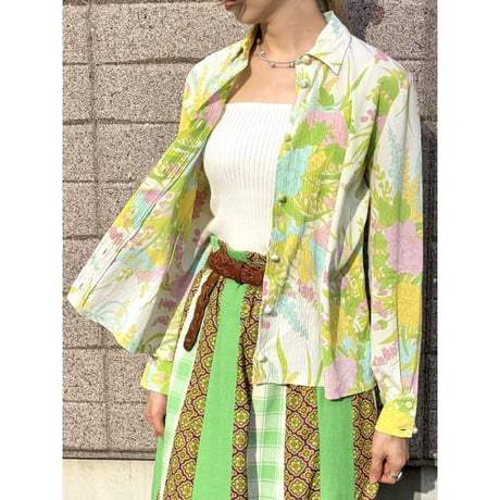 Vintage floral & butterfly blouse【01480】