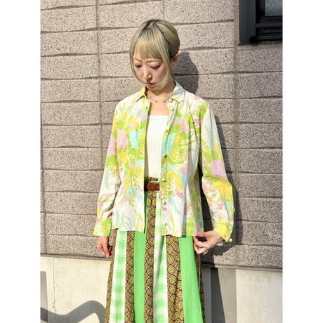 Vintage floral & butterfly blouse【01480】