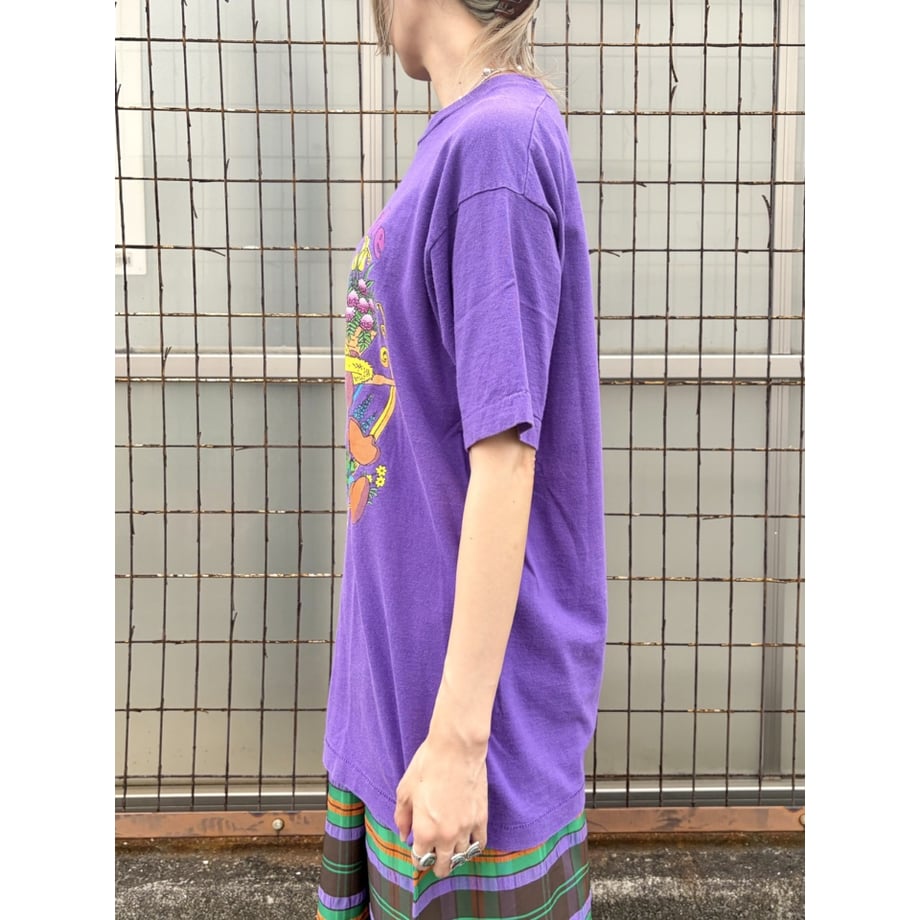 6a33e37f86db81b0eb6cc03f
