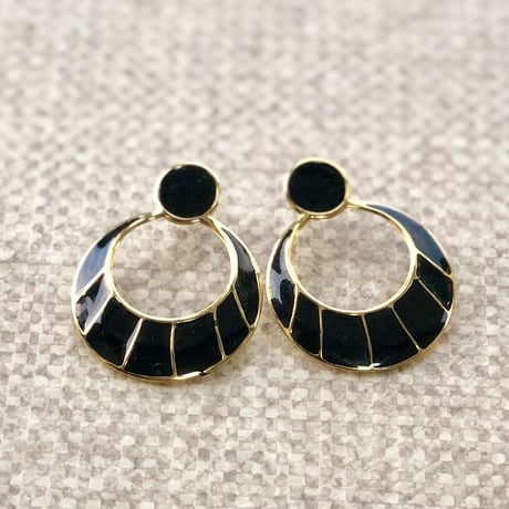 Vintage Black × Gold pierce【01619】