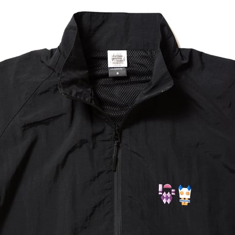 ジュウリョクピエロ　オークス勝利記念グッズ グラフィカルブルゾン（黒/Black）