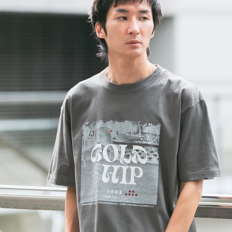 ゴールドシップグッズ グラフィカルTシャツAパターン（グレー/Gray）