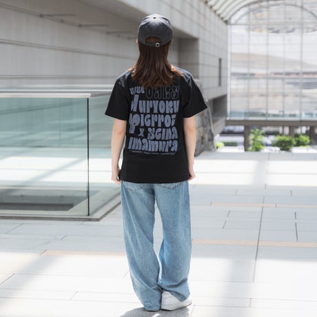 ジュウリョクピエロ　オークス勝利記念グッズ グラフィカルTシャツBパターン（黒/Black）