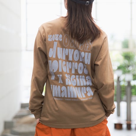 ジュウリョクピエロ　オークス勝利記念グッズ グラフィカルロングスリーブTシャツ（茶/Camel）