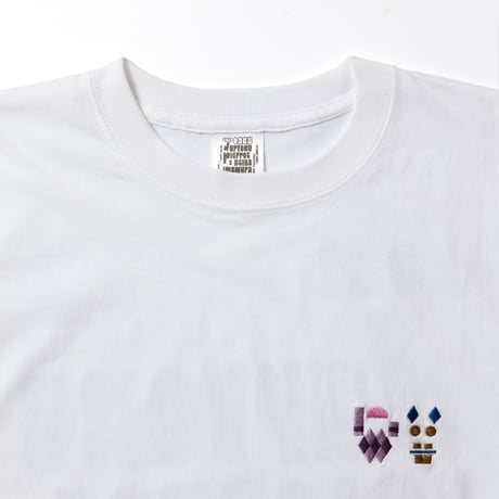 ジュウリョクピエロ　オークス勝利記念グッズ グラフィカルTシャツBパターン（白/White）