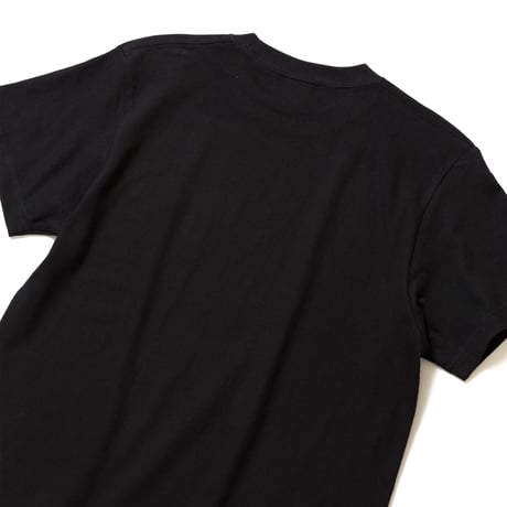 ジュウリョクピエロ　オークス勝利記念グッズ グラフィカルTシャツCパターン（黒/Black）