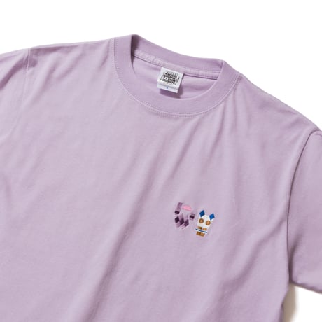 ジュウリョクピエロ　オークス勝利記念グッズ グラフィカルTシャツBパターン（紫/Purple）