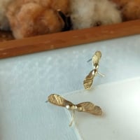 K様ご注文作品(もみじの種のピアス)②