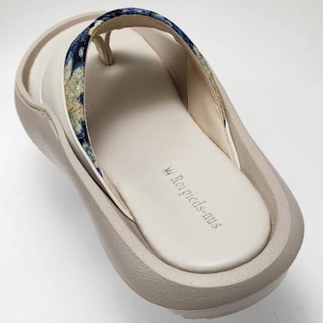 Roi pieds-nus　ROI25106　BLK(ブラック)