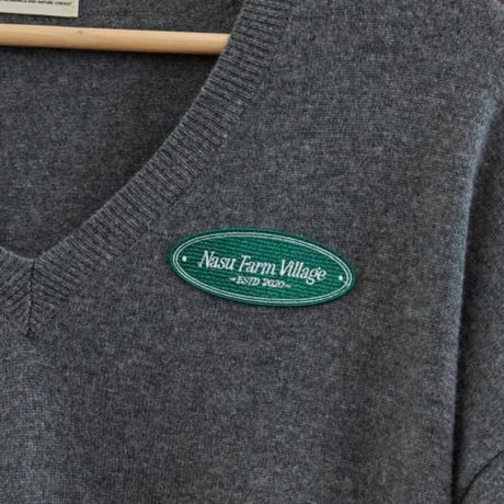 Patch V-Neck Knit