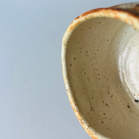 T−154 辻村史朗　志野茶碗  共箱付  Shiro Tsujimura – Shino Tea Bowl