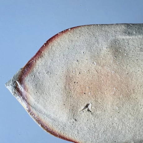 T−188 辻村史朗　伊賀葉皿　共箱後日発送　Shiro Tsujimura Leaf-Shaped Plate