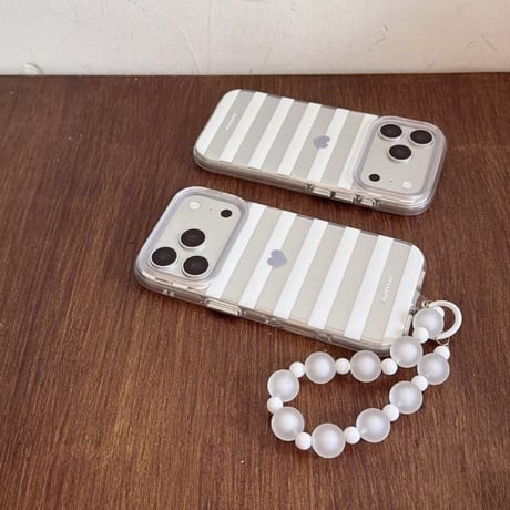 CUTECASE ハート柄と縞模様 iPhone17Promaxケース ストラップ iPhone16/15pro/17promaxケース 日常/旅行に合う 女子力高いCM6547