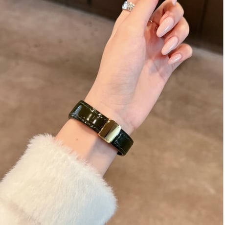 AppleWatchベルトマグネット式バックル  レザー調 艶感 AppleWatchバンド Series 12/11/10/9/8 SE Ultra4/3/2 高級感エレガントCM6726
