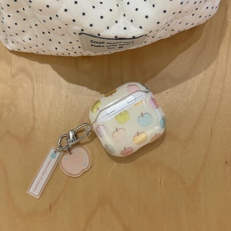 CUTECASE アップル AirpodsPro3ケース 艶感 Airpods4/3カバー AirpodsPro第2/1世代 リンゴキーホルダー付き 可愛いCM6620