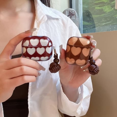 CUTECASE ハート柄 AirpodsPro3／Prp2ケース 透明感 Airpods5/4/3カバー pro2/Pro1ケース 充電口カバー付 可愛い 結び目チャーム/カラビナ付きCM6887