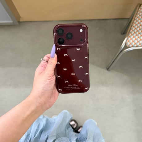 CUTECASE バーガンディ リボン柄 iPhone18Pro/18ProMaxケース オトナ可愛い 艶感 iPhone17/16/15カバー トレンドファッションCM6829