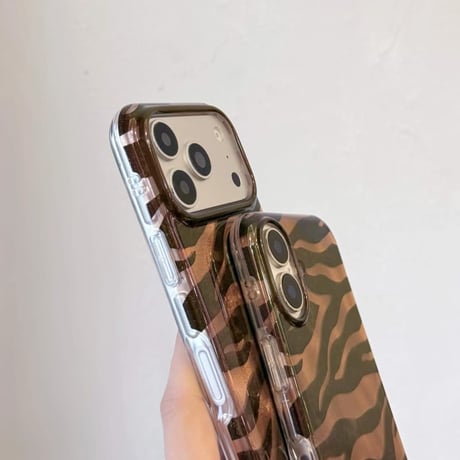CUTECASE ゼブラ柄 iPhone18Pro/18ProMaxケース 艶感 iPhone17/16Pro/15カバー 個性 洗練トレンド人気CM6773