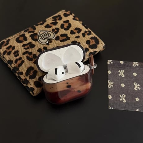 CUTECASE Airpods 5 対応ケース ヴィンテージ風 琥珀べっ甲柄 Airpodspro3/2/カバー Airpods4/3 ニュアンスグラデーション カラビナ付きCM6876