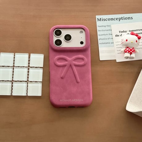 CUTECASE 立体エンボスリボン iPhone18Pro/18ProMaxカバー スエード調 レザー iPhone17/16Pro/15ケース くすみカラー 衝撃吸収 秋冬トレンド CM6838