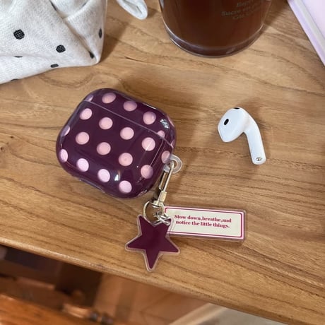 CUTECASE AirPods 5/4ケース ドット柄 パープル AirpodsPro3/Pro2カバー 星型チャーム・メッセージタグ付き/カラビナ 韓国風CM6877