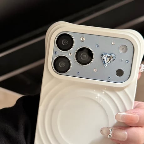 CUTECASE ハート型ダイヤ iPhone18Proカメラ保護カバー 小粒のストーン iPhone18ProMax / iPhone17Pro キラキラ 人気品CM6893