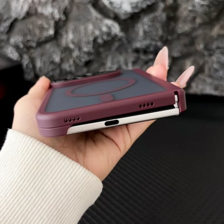 iPhoneDuo専用ケース 全面保護 お得な4点セット Magsafe対応 耐衝撃 ヒンジ保護 マット加工 カメラレンズ保護 強化ガラスフィルム付 高品質CM6809