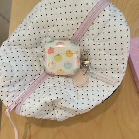 CUTECASE アップル AirpodsPro3ケース 艶感 Airpods4/3カバー AirpodsPro第2/1世代 リンゴキーホルダー付き 可愛いCM6620