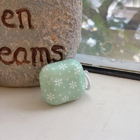 CUTECASE AirPods 5/4ケース 小花柄 ドット柄 AirpodsPro3/Pro2 薄グリーン チャーム/カラビナ付き 韓国風 パステルカラー フレンチフラワーCM6803