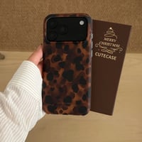 CUTECASE べっ甲柄 iPhone18Pro 高級感 マット質感 iPhone17/16/15Proカバー 秋冬のファッション CM6875