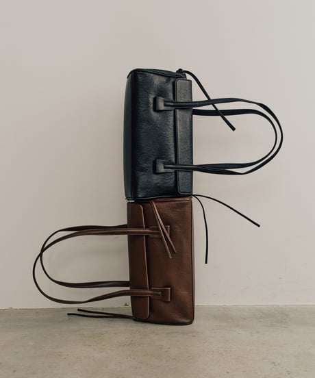 LEATHER FLAP SHOULDER BAG
