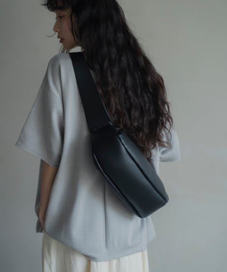 SOFT LEATHER HALF MOON BAG / 2color