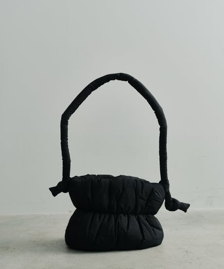 PADDED GATHERED BUCKET BAG