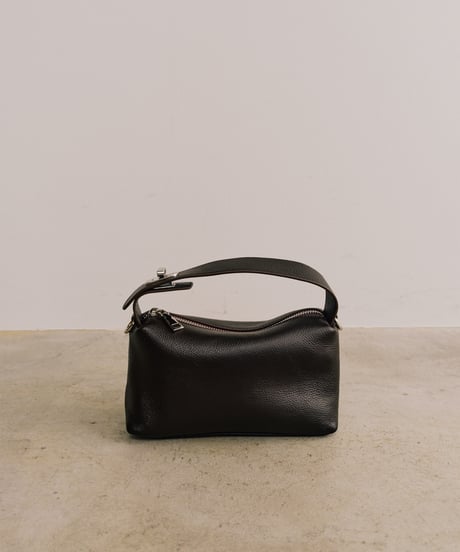 HANDLE DETAIL LUNCHBOX BAG
