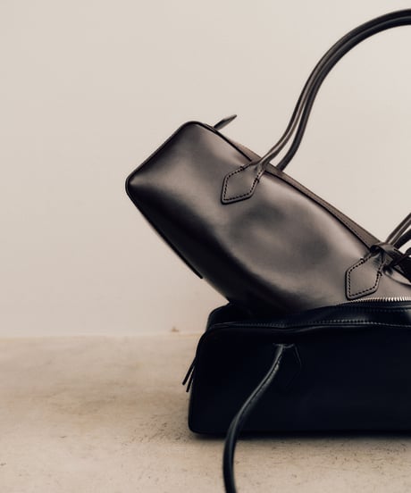THE BAGUETTE SHOULDER BAG
