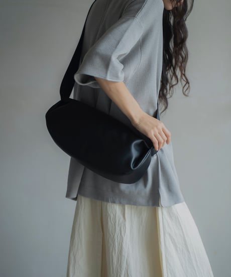 SOFT LEATHER HALF MOON BAG / 2color